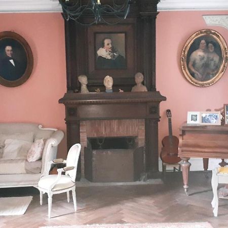 Bed and Breakfast La Cure Du Maine Charles Birac  Exterior foto