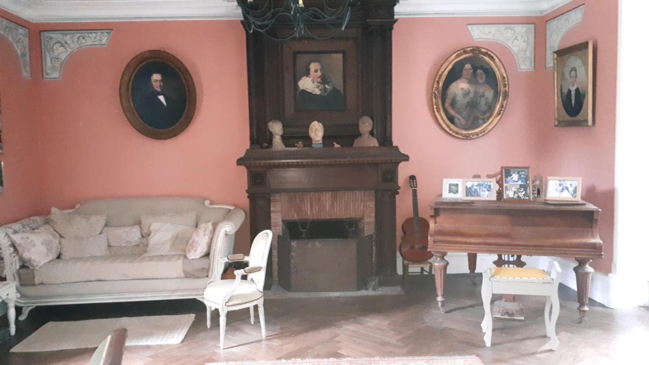 Bed and Breakfast La Cure Du Maine Charles Birac  Exterior foto