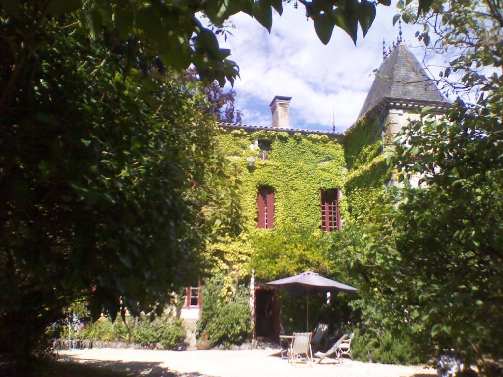 Bed and Breakfast La Cure Du Maine Charles Birac  Exterior foto