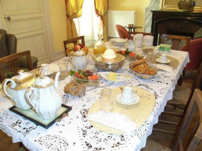 Bed and Breakfast La Cure Du Maine Charles Birac  Exterior foto
