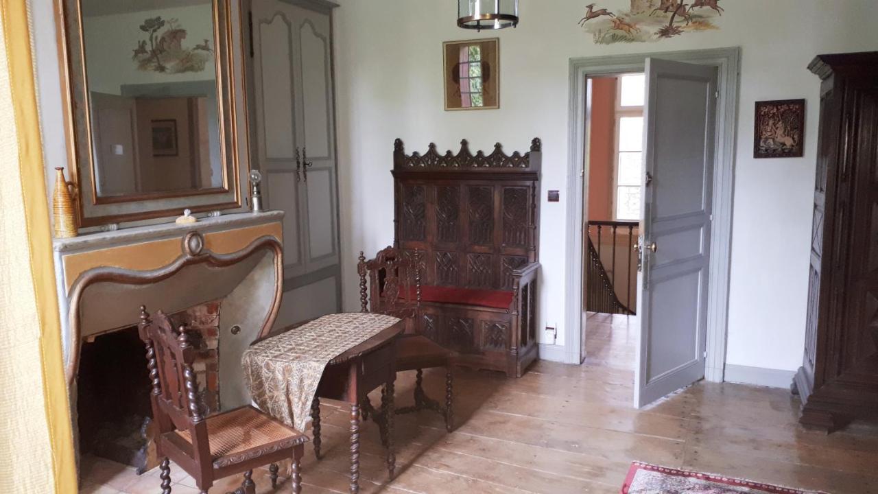Bed and Breakfast La Cure Du Maine Charles Birac  Exterior foto